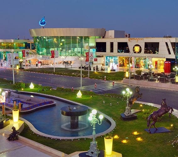 افضل الاماكن السياحية في شرم الشيخ | 7 اماكن ننصحك بزيارتها 8 سوهو سكوير شرم الشيخ