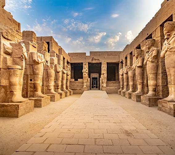 افضل الاماكن السياحية في الاقصر لاستكشاف معالم مصر الاثرية 2 معبد الكرنك