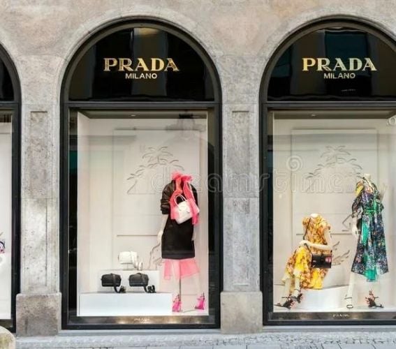 ماركة برادا PRADA